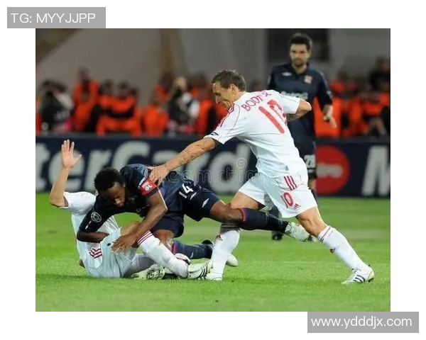 里昂与贝西克塔精彩对决比分揭晓赛季重要战役回顾